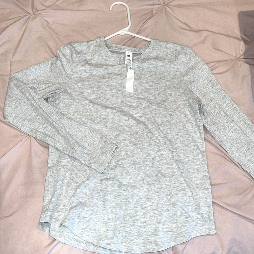 Lululemon Hold Tight Long Sleeve - Picture 2 of 3